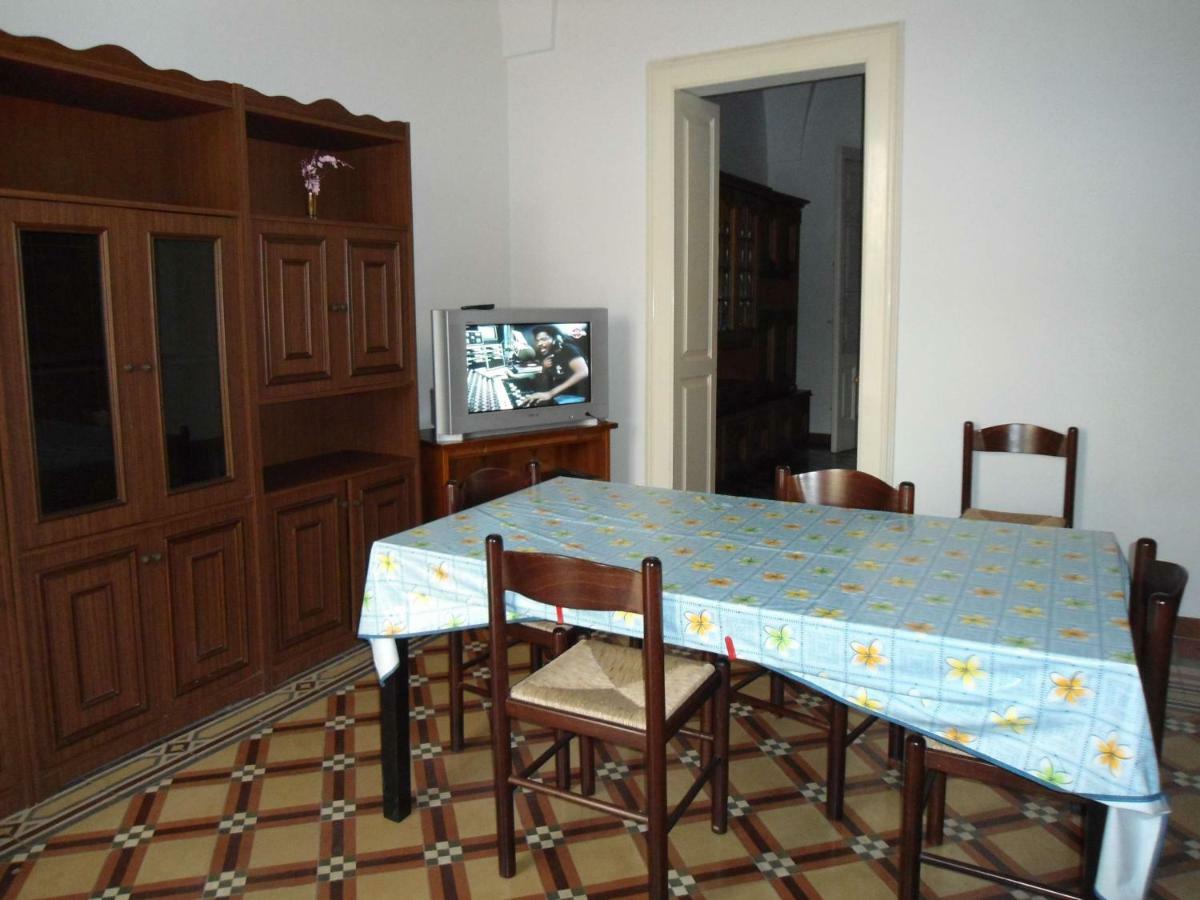 Вілла Casa Tipica Di Mirella Santa Maria di Leuca Екстер'єр фото